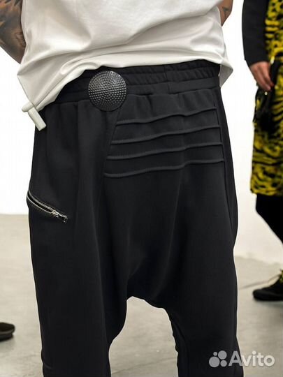 Спортивные штаны Den Raven черные с мотней