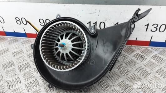 Моторчик печки volvo V60 1 (83T22KK01)