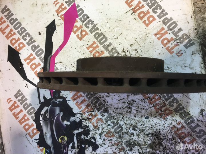 Ниссан Примьера Тормозной диск передний