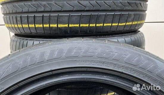 Bridgestone Dueler H/P Sport 235/45 R19