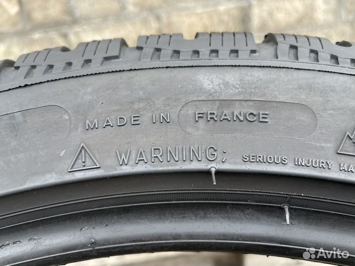 Michelin Pilot Alpin PA4 245/40 R19