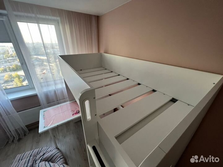 Кровать чердак IKEA стува со столом