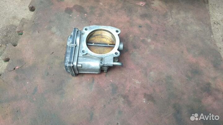 Дроссельная заслонка. Land Rover Discovery 3. 4.4