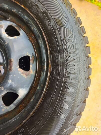 Yokohama Ice Guard Stud IG55 175/70 R13 82M