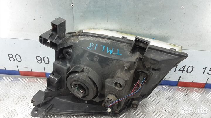 Фара Nissan X-Trail T30 (2001-2006)