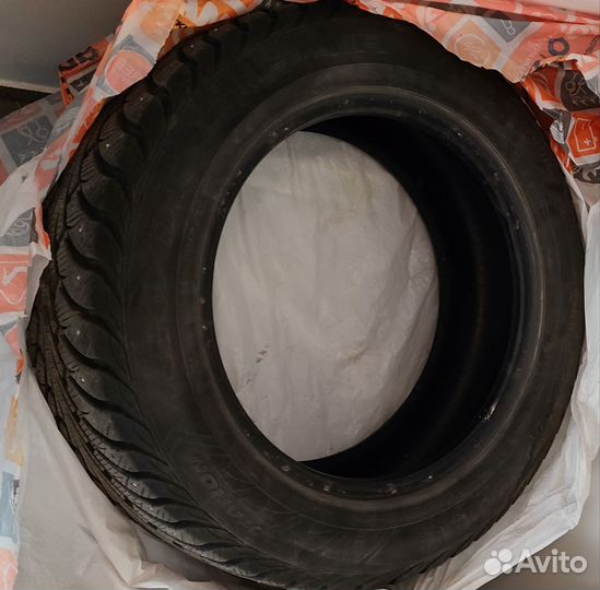 Goodyear UltraGrip Extreme 225/60 R17