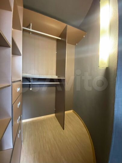 2-к. квартира, 70 м², 8/9 эт.