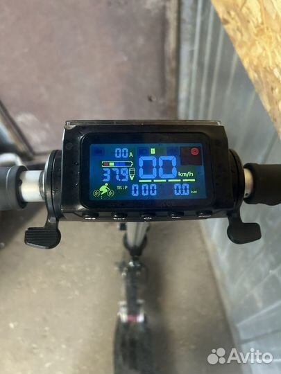 Самокат взрослый электрический