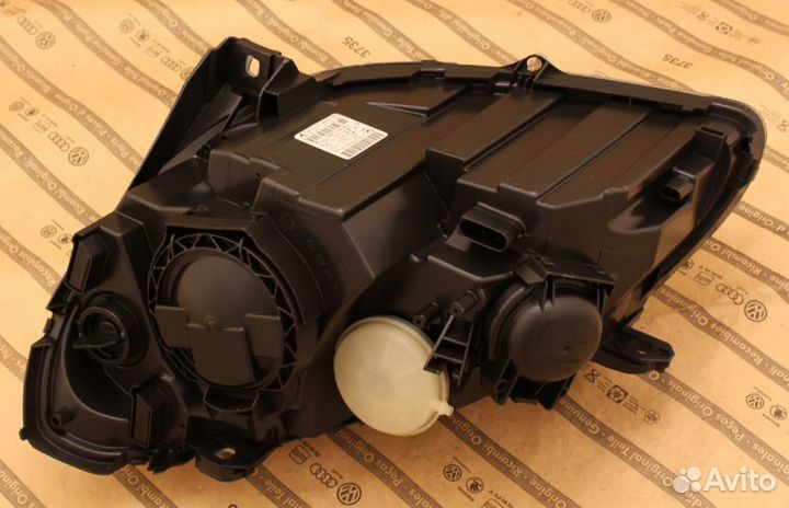 Фара правая mercedes B W245 05-11