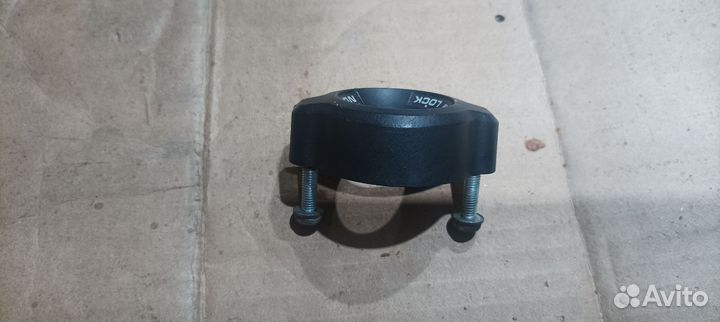 Накладка на замок зажигания