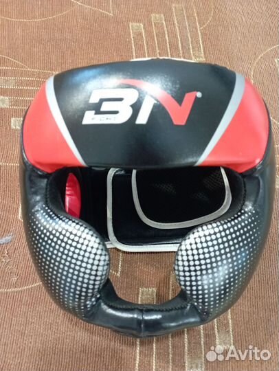 Боксерский шлем