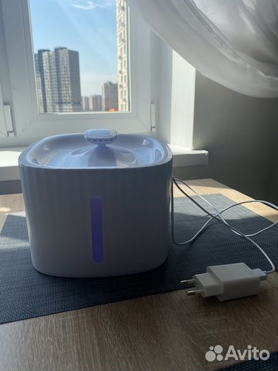 Фонтанчик для кошек