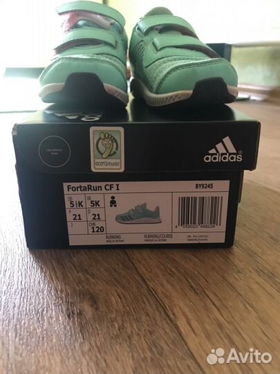 Кроссовки adidas