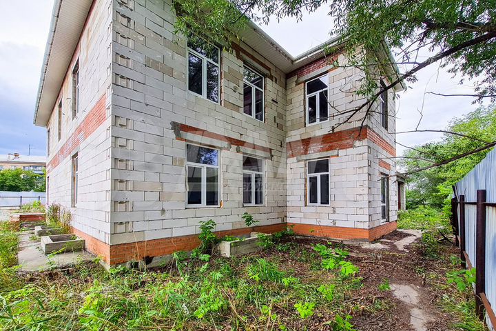 Продается здание и земельный уч