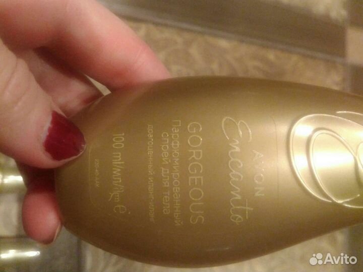 Avon Encanto спреи для тела