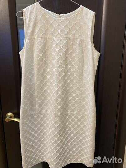 Платье нарядное 48 размер