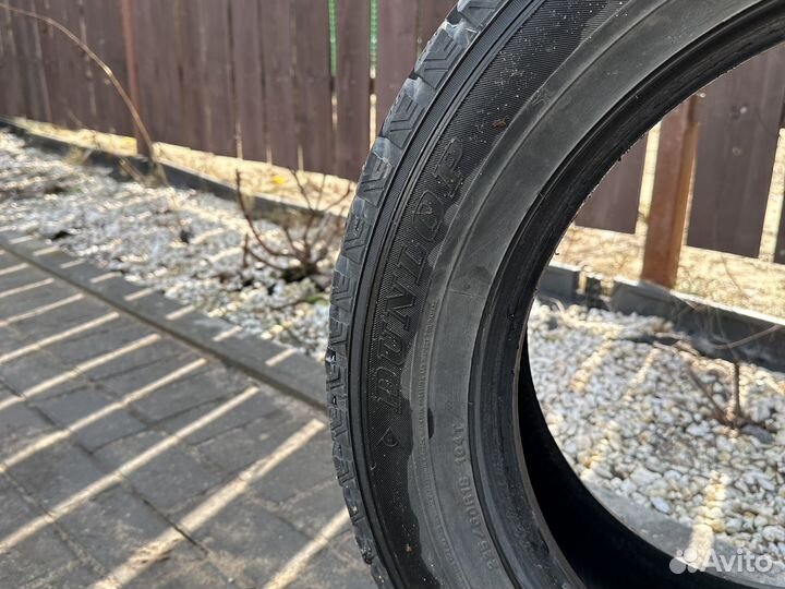 Dunlop SP Winter Ice 01 2.25/60 R18 104T