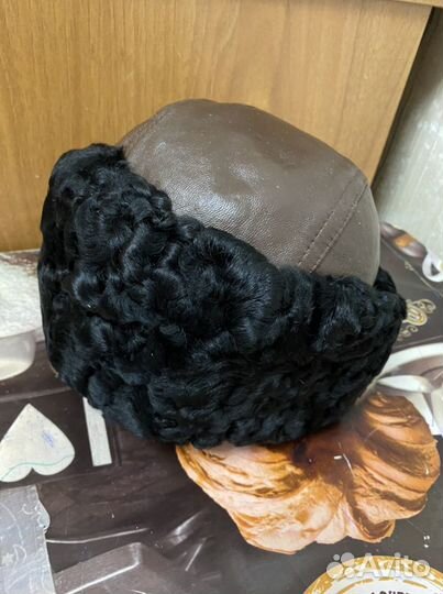 Шапка каракуль с кожей