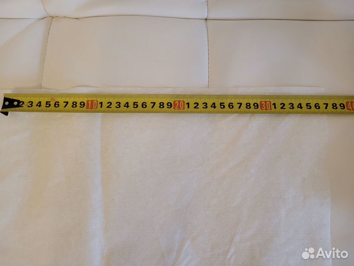 Салфетки из нетканого материала в рулоне с перфора