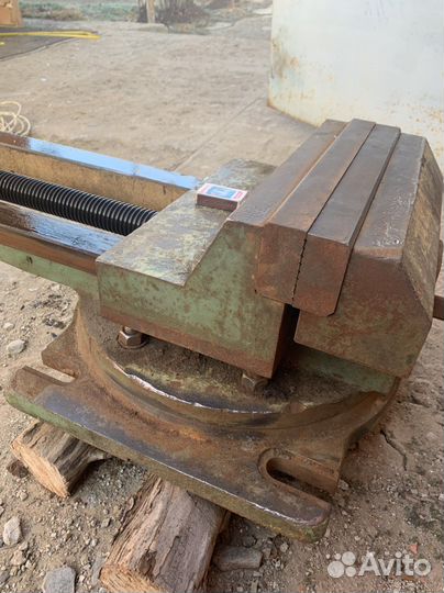 Тиски станочные 320 мм