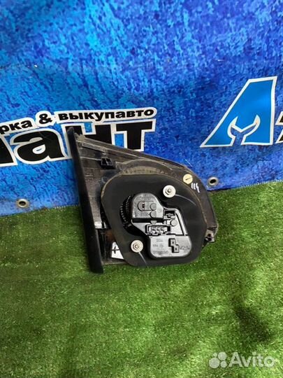 Фонарь в крышку задний правый Volkswagen Golf MK6