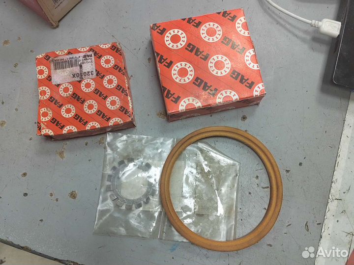 Подшипник передний mercedes Glasses W463