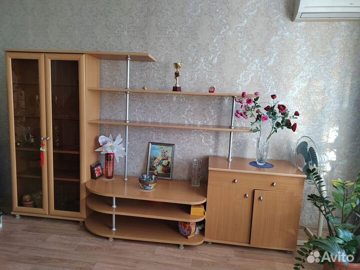 Стенка в гостиную бу