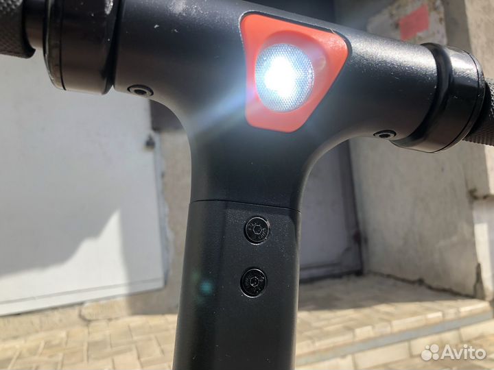 Электросамокат Kugo S1