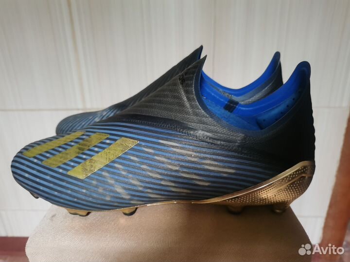 Футбольные бутсы р. 46