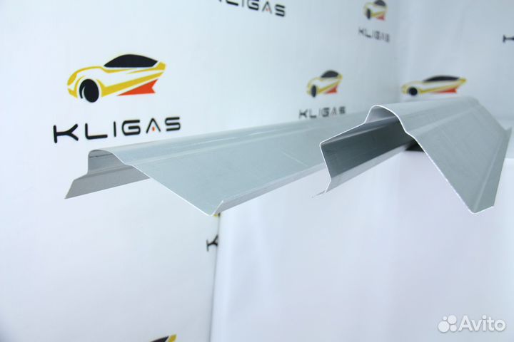 Ремонтный порог Dodge Caravan 4