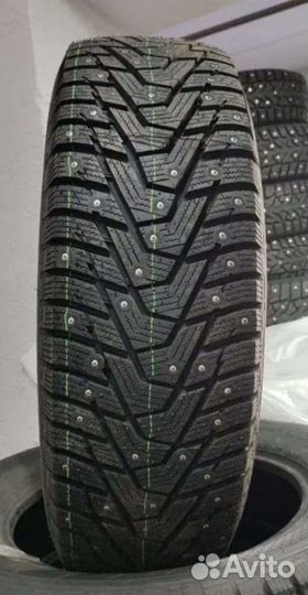 Hankook Winter i'Pike X W429A 225/70 R16 107T