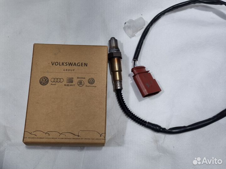 Кислородный датчик Volkswagen 06A906262