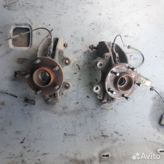 Ступица (поворотный кулак) Форд Фокус 2