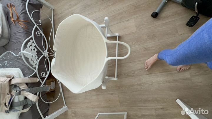 Корзина переноска для новорожденных с подставкой