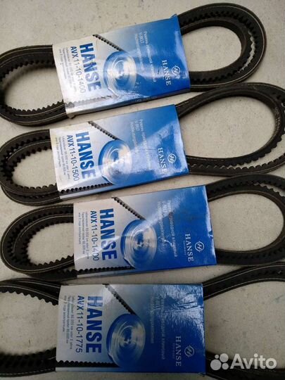 Комплект новых приводных ремней