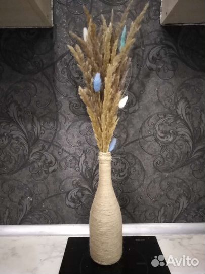 Сухоцветы в вазе