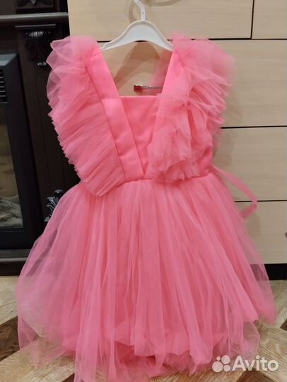 Платье праздничное