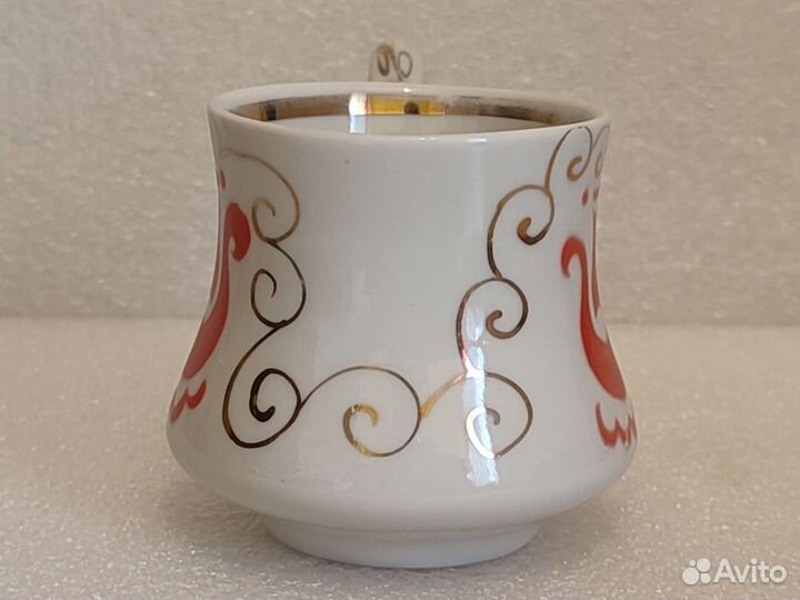 Кружка кофейная. Чашка. Фарфор. Бронницы. Клеймо