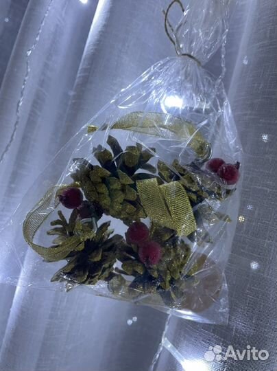 Елочные игрушки