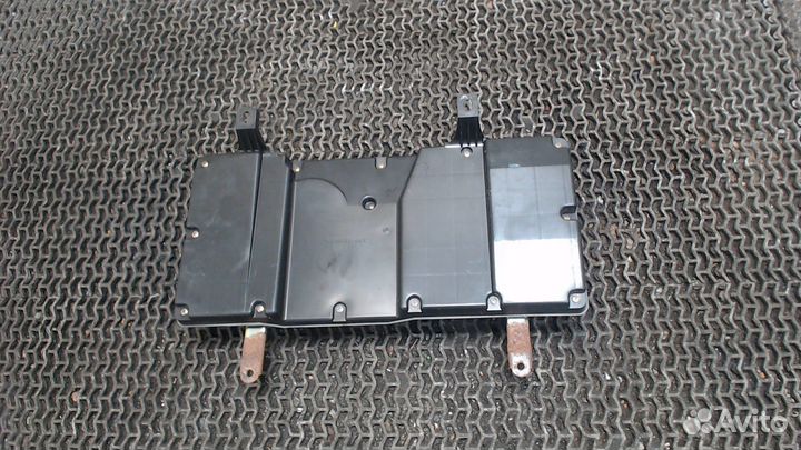 Сабвуфер Lexus RX, 2000