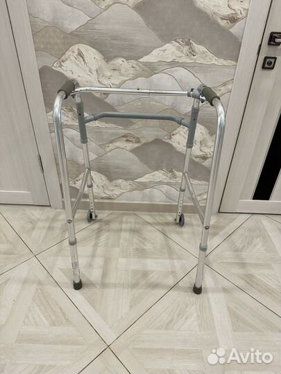 Ходунки для взрослых