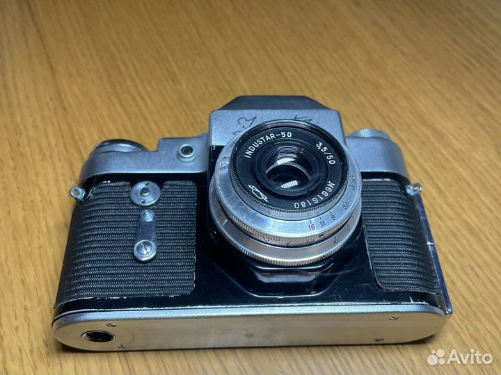 Плёночный фотоаппарат Зенит 3М