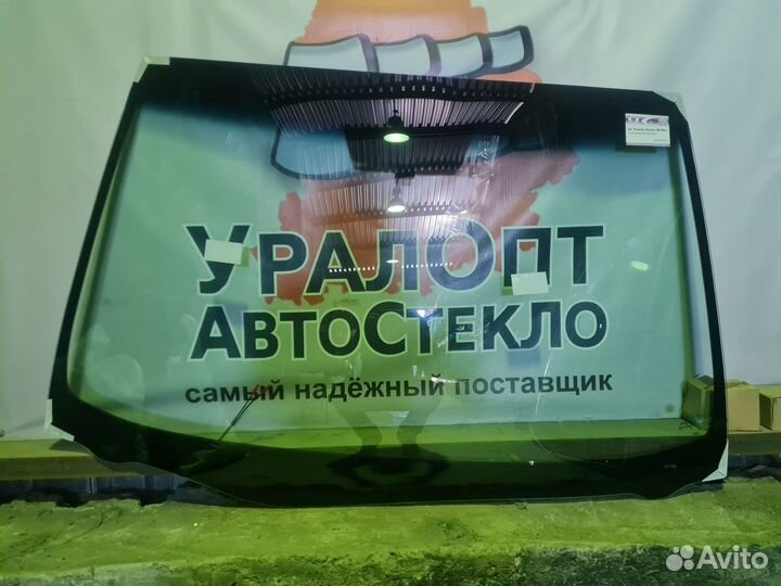 Лобовое стекло с обогревом SsangYong Actyon Sport