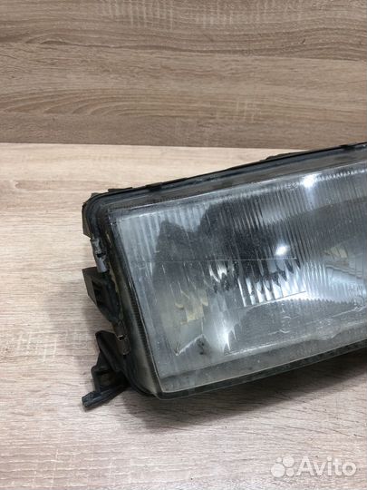 Фара передняя правая Фольксваген пассат B3