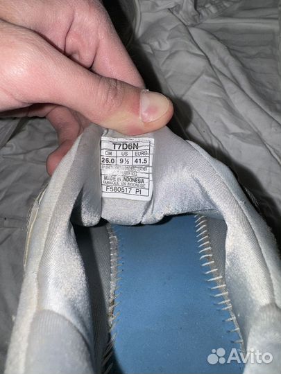 Кроссовки acics женские