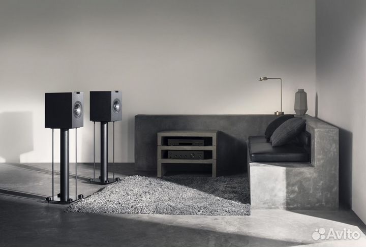 Полочная акустика KEF Q150 Satin Black