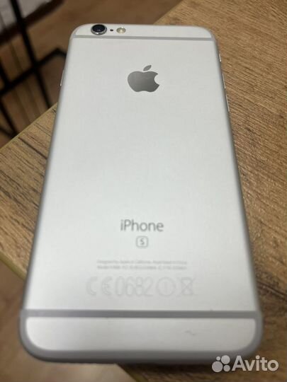 iPhone 6S, 64 ГБ