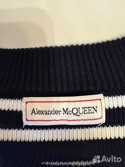 Итальянский женский свитер Alexander mcqueen М