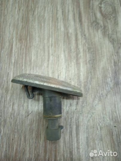 Повторитель поворота передний правый Opel Astra G