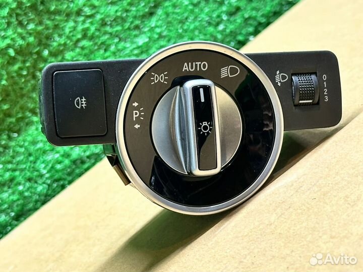 Переключатель света фар Mercedes W204